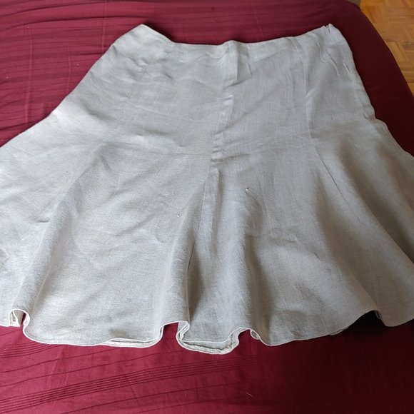 Ann Harvey gored linen skirt - Picture 2 of 3